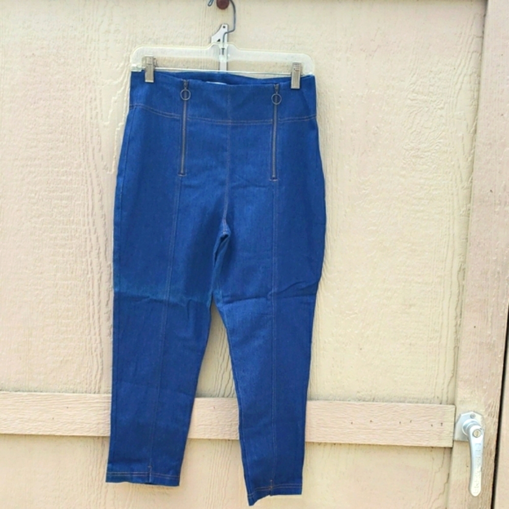 Unique Vintage Dark Blue  Jean Capris.